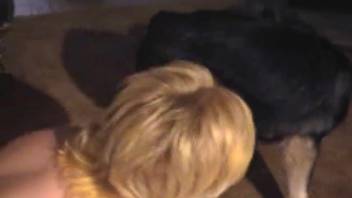Chubby-cheeked mature vixen fools around with her tiny doggo