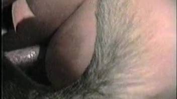 Plump-assed beastiality enthusiast screwed by a deviant mutt
